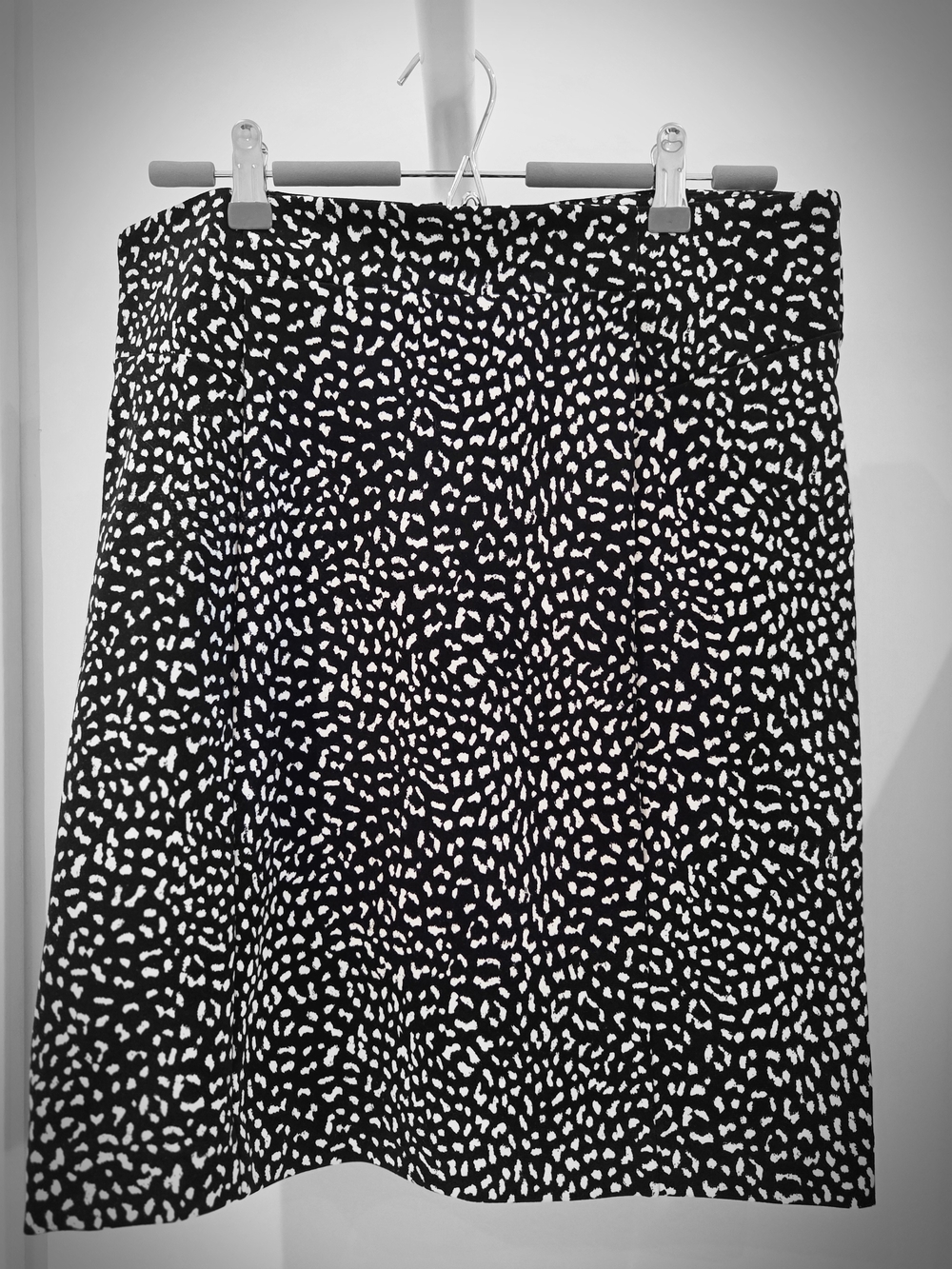 Michael Kors Animal Print Womens Skirt in Black & White M